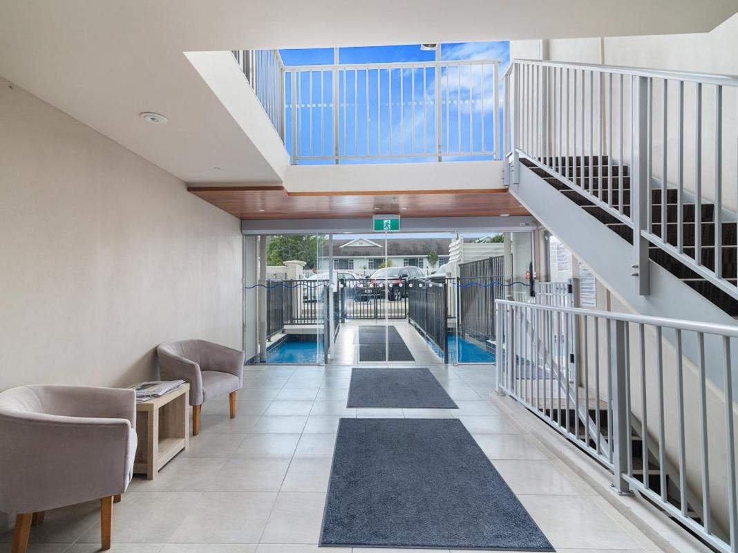 Relax On Roberts - Taupo Holiday Home ภายนอก รูปภาพ
